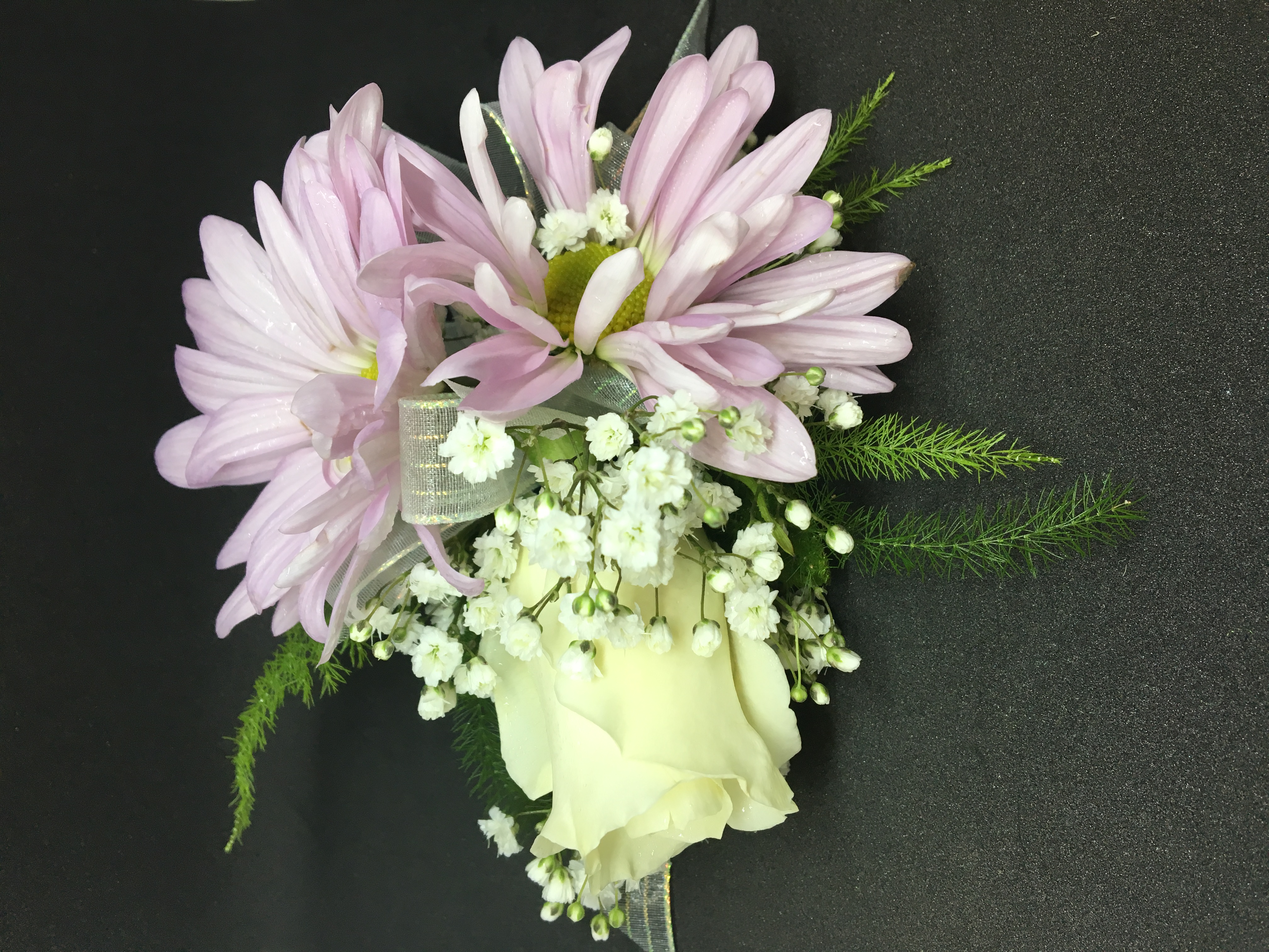 Rose & Daisies Corsage