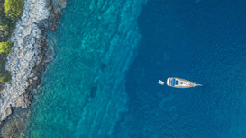 croisière voilier eau bleue