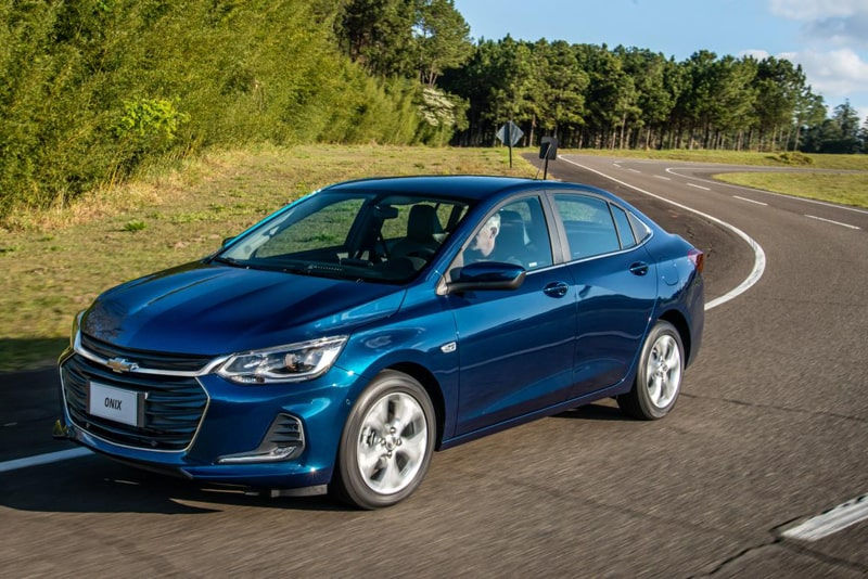 gm-chevrolet-onix-plus