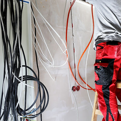 Electrical installation on a building sh