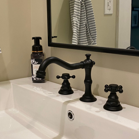 heatherhomes.clausenbathroom16.jpeg
