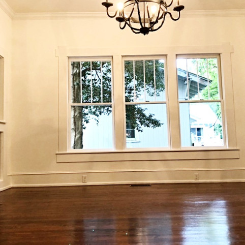 Dining Room 1 _edited.jpg