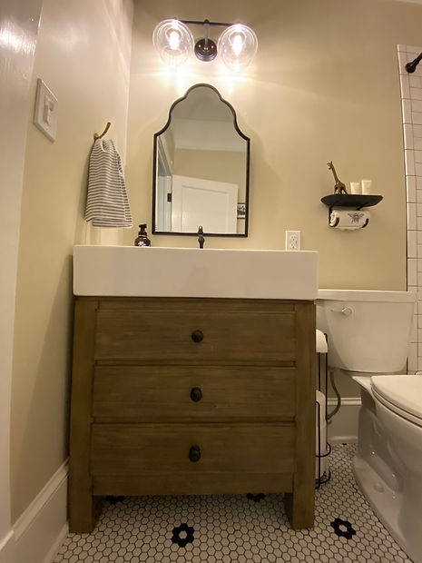 heatherhomes.clausenbathroom7.jpeg