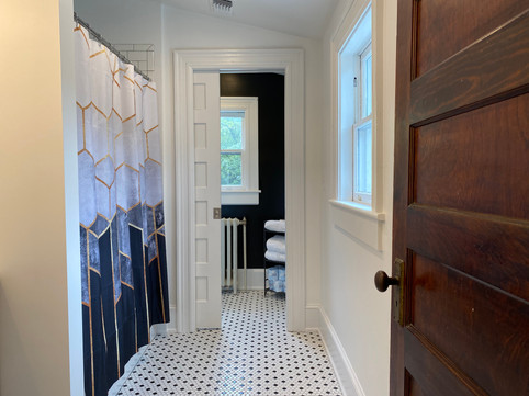 heatherhomes.bathrooms2.jpeg