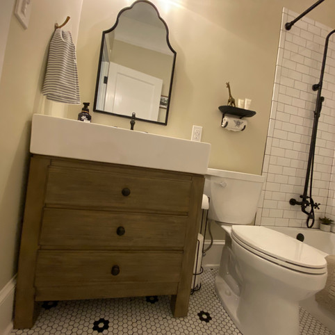 heatherhomes.clausenbathroom6.jpeg