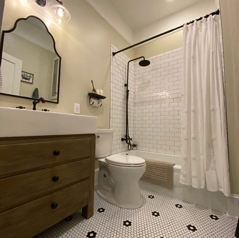 heatherhomes.clausenbathroom4.jpeg