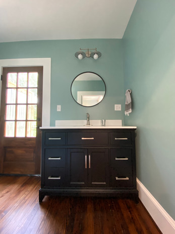 heatherhomes.sullivanvbathroom1.jpeg