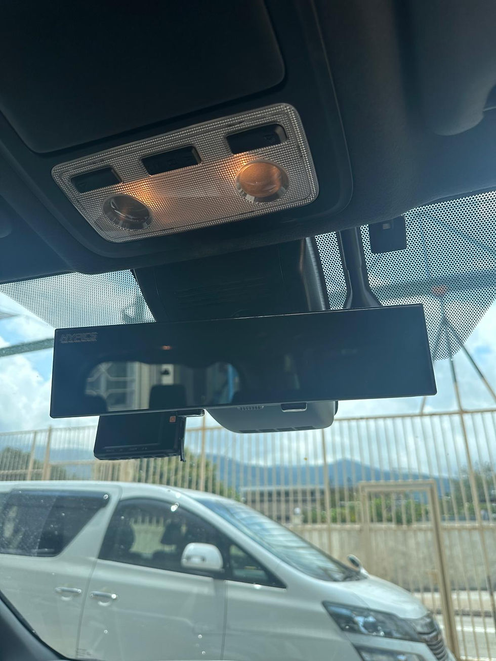 縮圖：2020  TOYOTA  VOXY HYBRID