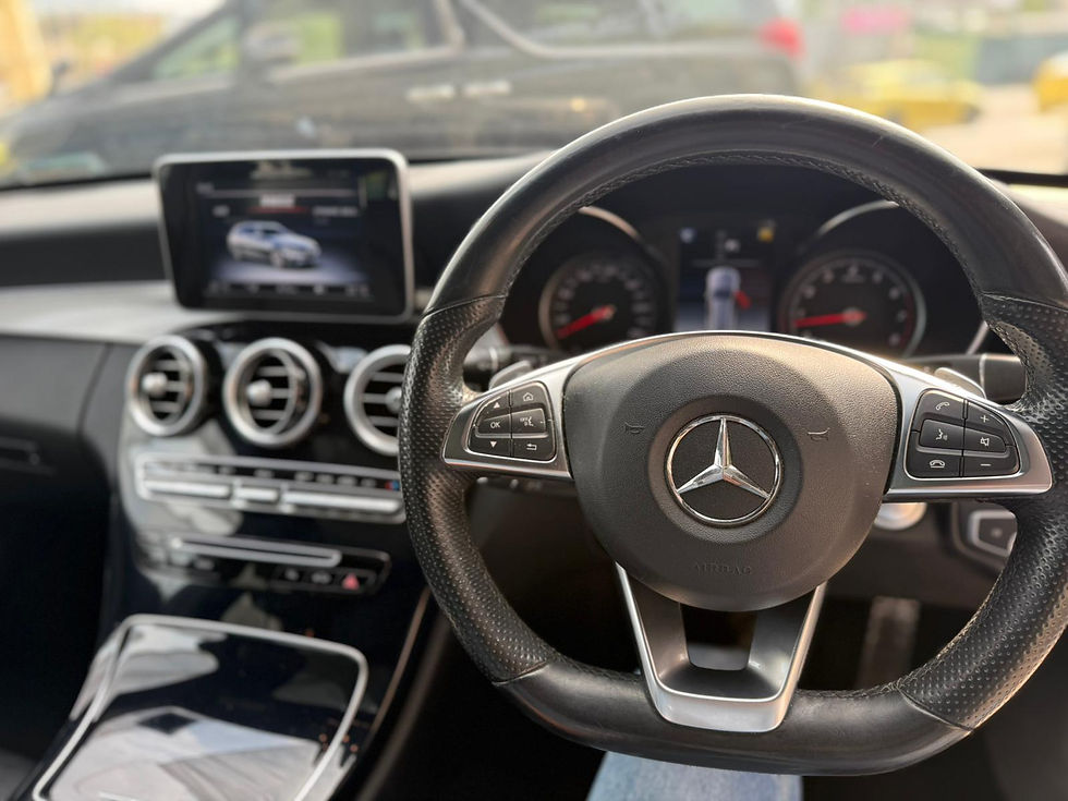 縮圖：2017 MERCEDES BENZ C-Class W205