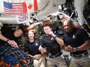 Die Artemis II is op pad huis toe