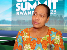 Minister offers 1-2-1 meetings at ITB