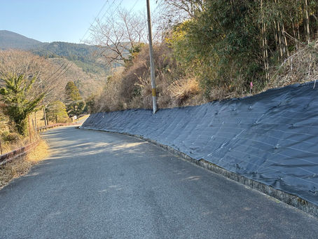斜面に防草シート施工！（奈良県曾爾村）