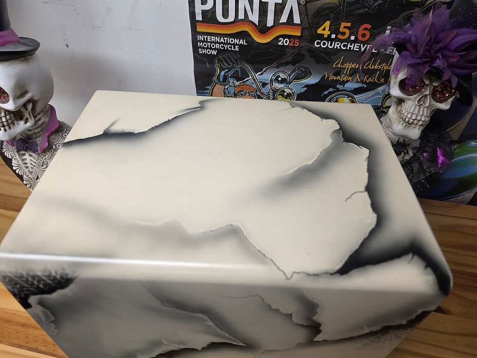 Miniature : Boîte aux lettres "Punta 2026" – Pièce unique peinte à l'aérographe