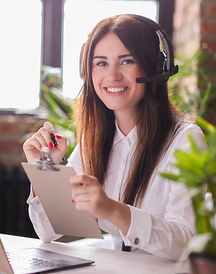 portrait-woman-customer-service-worker.jpg