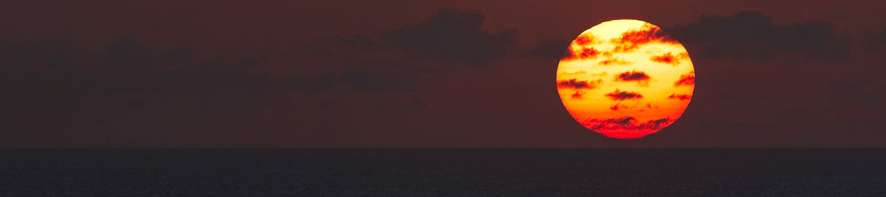Ocean Sunset_edited.jpg