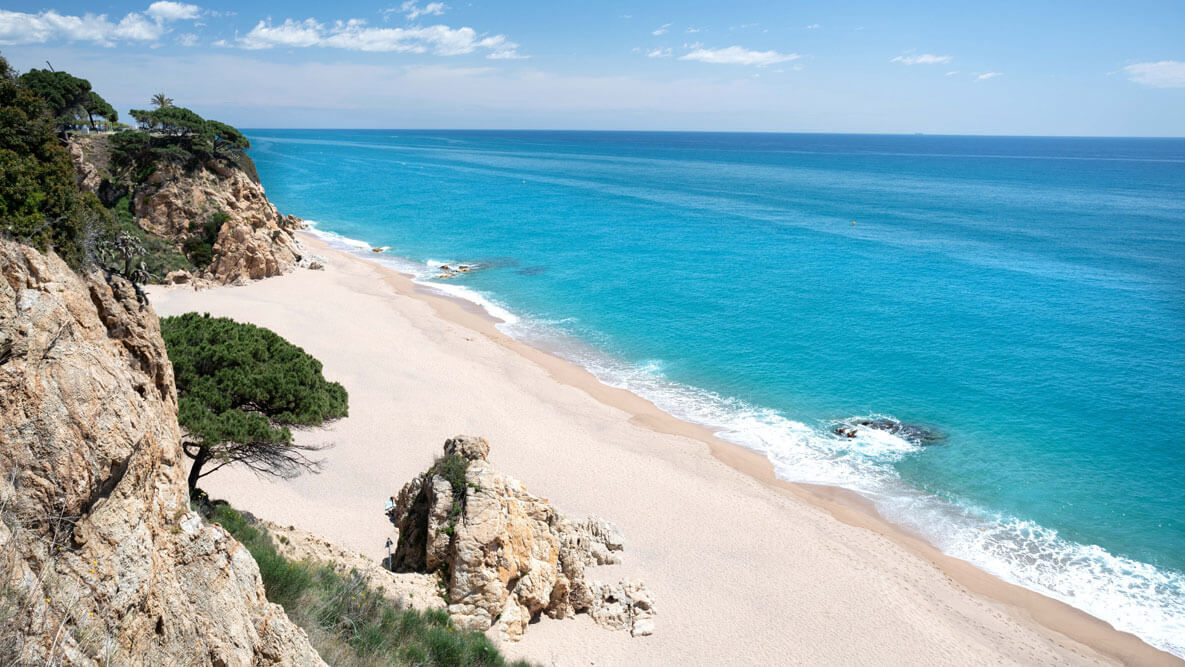 7 Day Pilates, Yin Yoga, Hike & Cultural Adventure near Barcelona