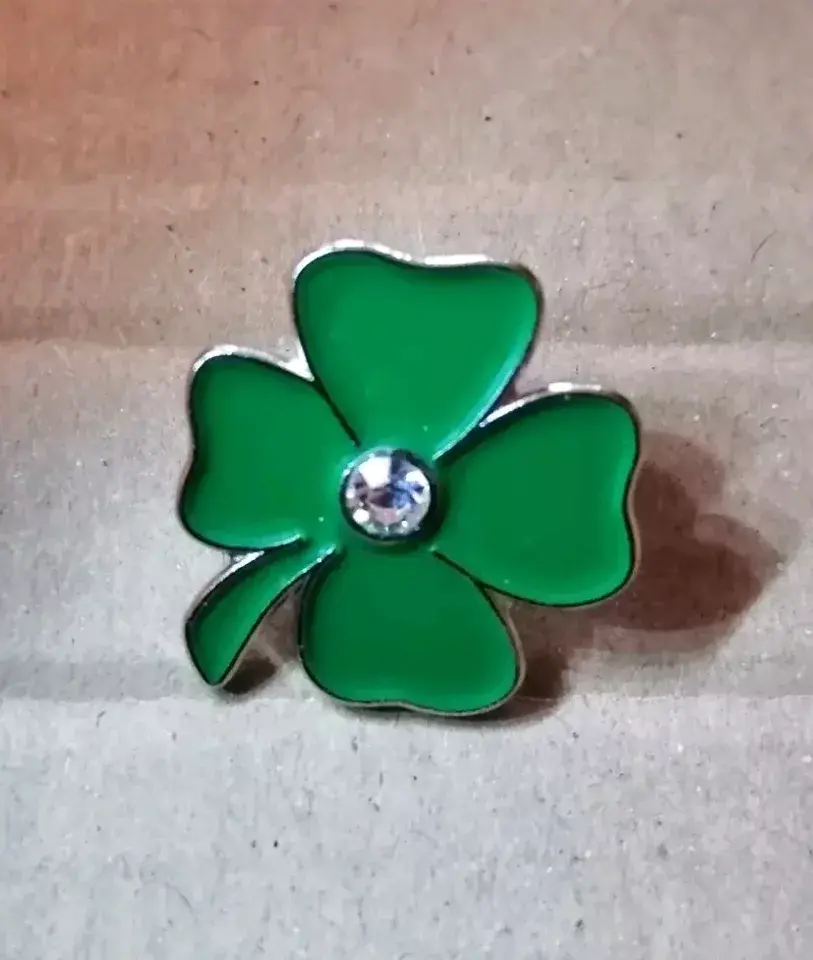 Front view of the 4 Leaf Green Clover With Rhinestone Centre Pin Badge