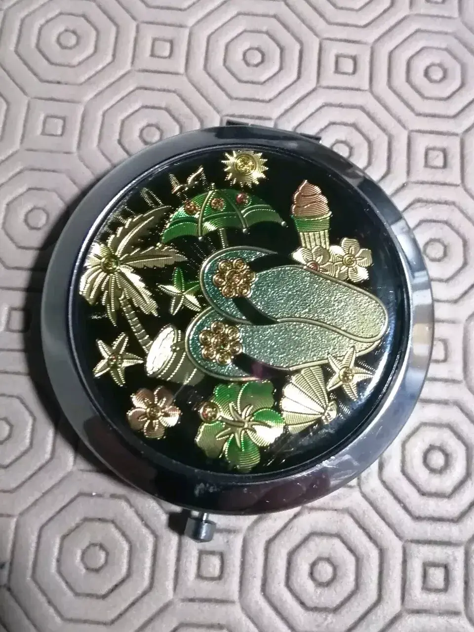 Top view of the Fun Holiday White Metal Compact Mirror Green Coloured Art Nouveau Style Mirror