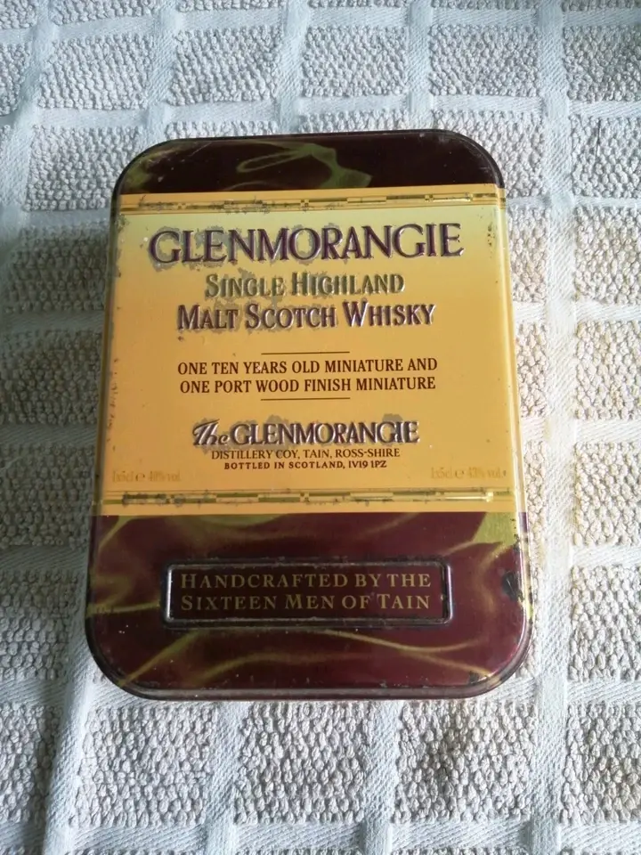Top view of the Glenmorangie Storage Tin