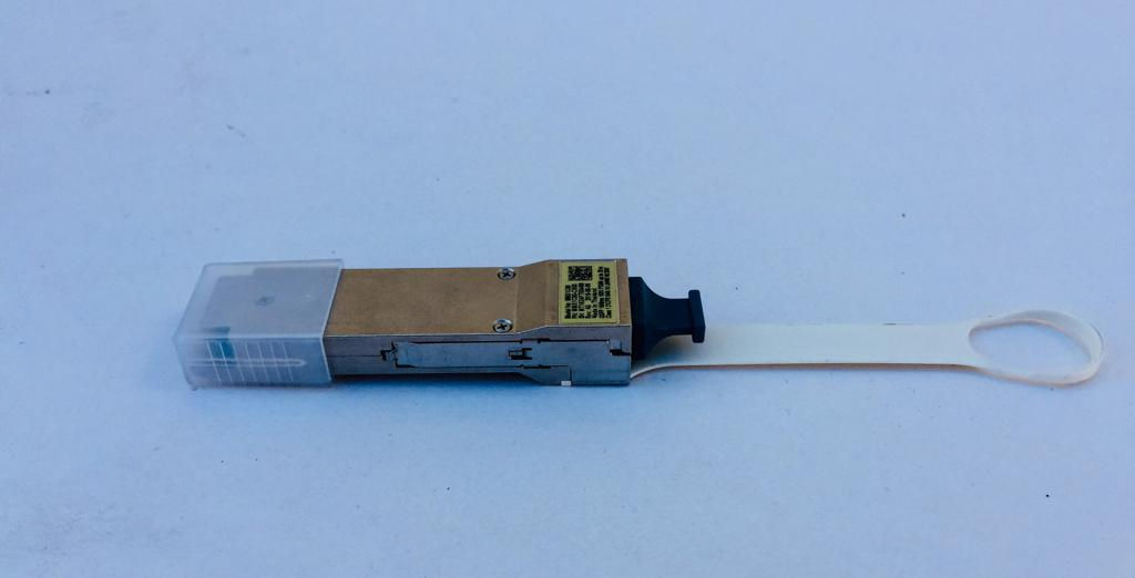 NVIDIA Mellanox® MMS1C00-C500 100GbE QSFP28 PSM4 SMF 2km Transceiver