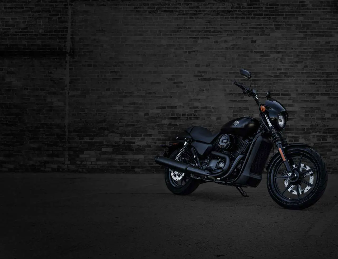 2014-Harley-Davidson-Street500c.webp