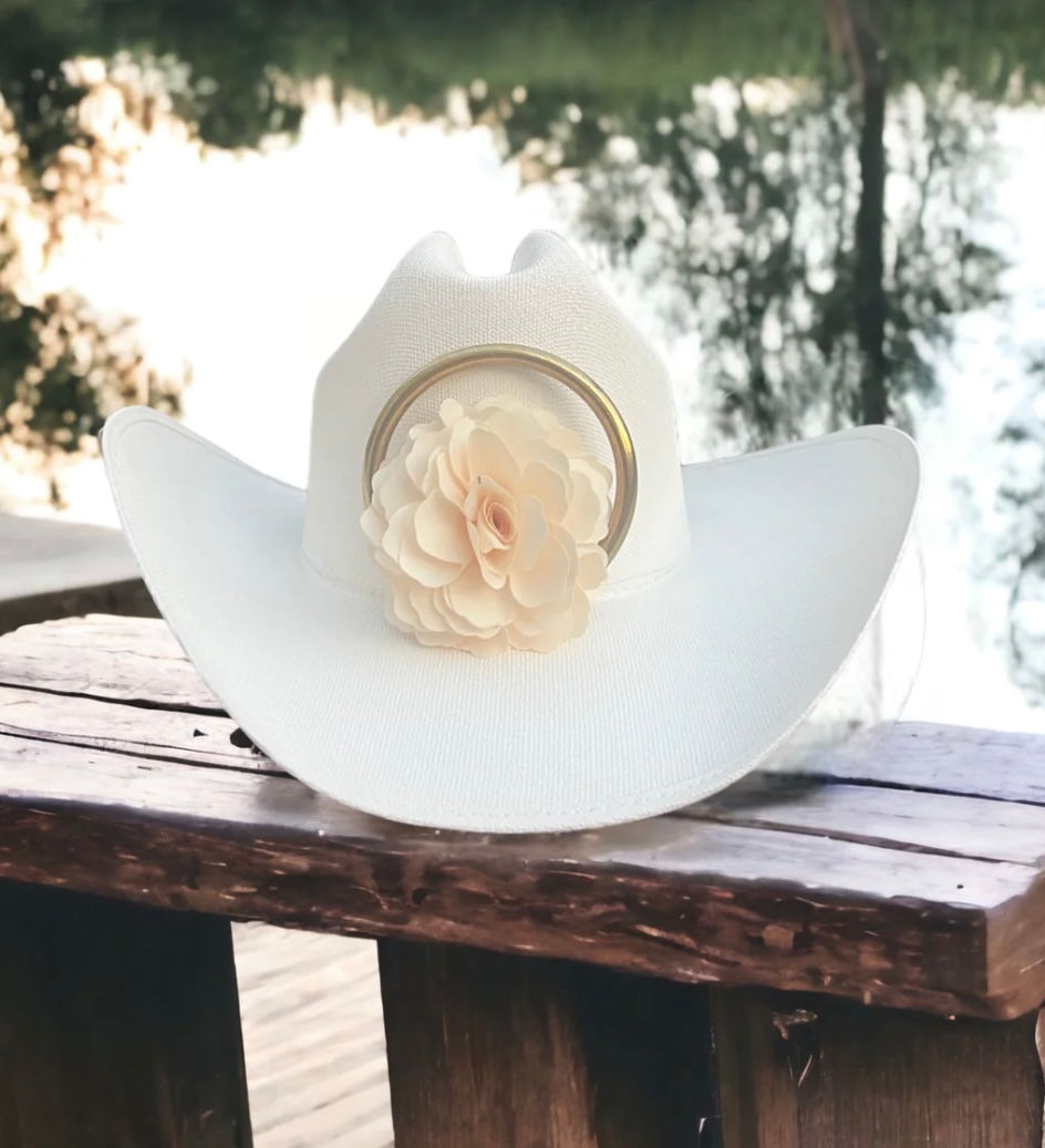 Thumbnail: Alexia Hat