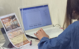 パソコン村　諫早教室　おしゃれなポスター チャレンジ中です。