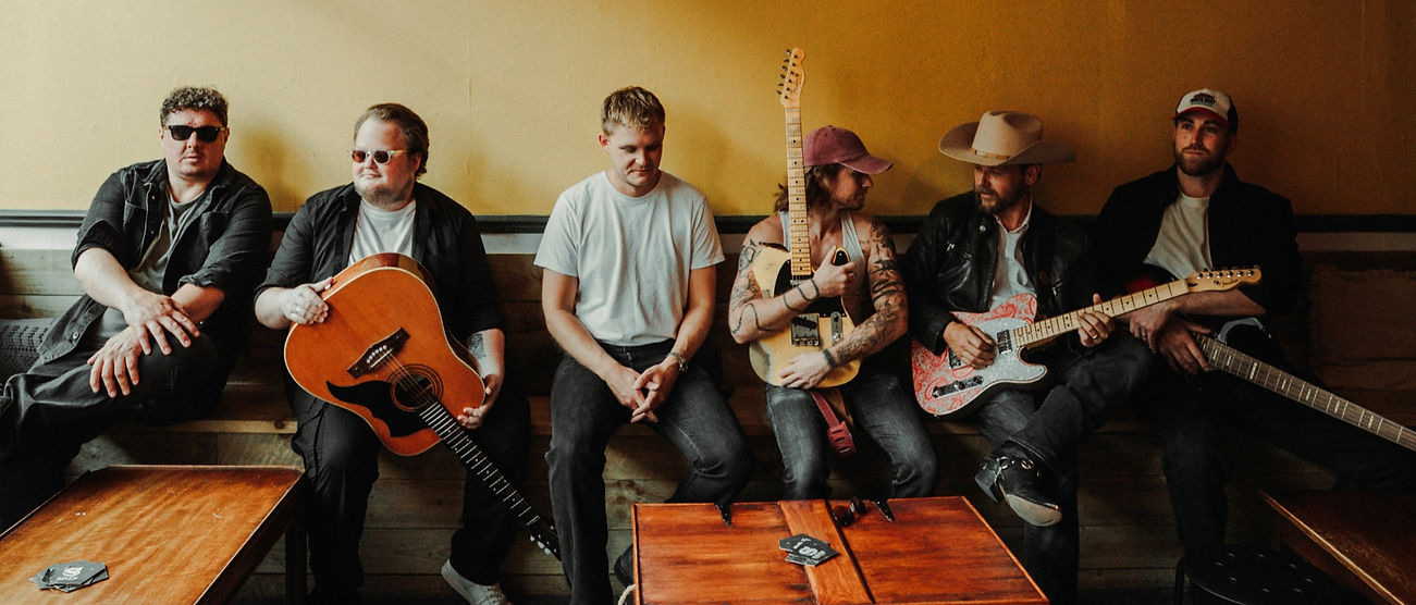 HonkyTonk_Promo_Copyright_DavidRutherford_HighRes-30 copy_edited.jpg
