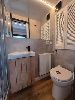Campi New Marina 300 WC