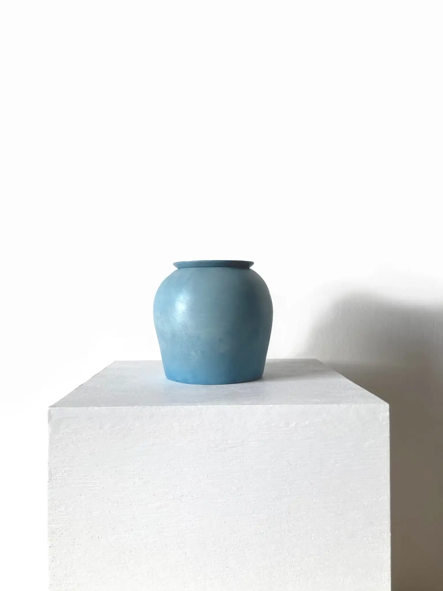 IRO – Handmade Ceramic Pet Urn