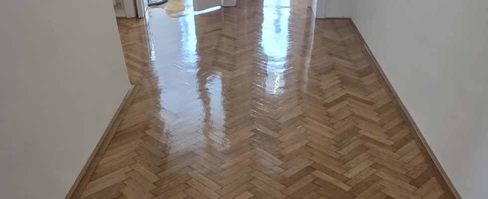 Frisch geölter Parkett in Wien