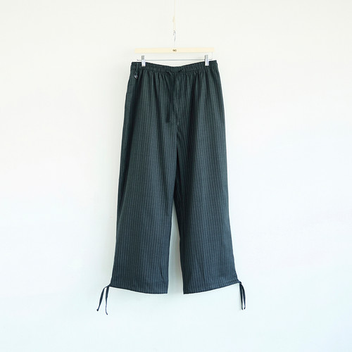 25SS SATOU wool st easy trousers　新品未使用 25SS】satou wool st easy trousers - sumi st | NOUVERTEmagazine