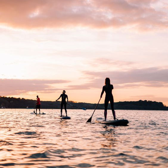 women paddleboarding_edited