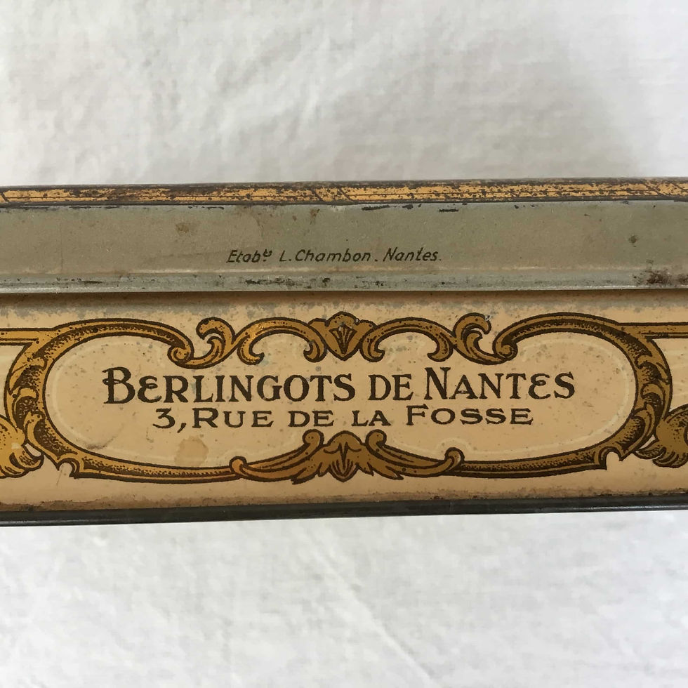 サムネイル： フランス アンティーク Berlingots de Nantes 菓子缶 ブリキ缶 ティン缶 15 cm