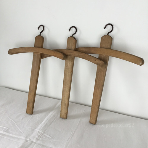 A)フランス アンティーク 木製 クロスハンガー W37.2cm | Le petit
