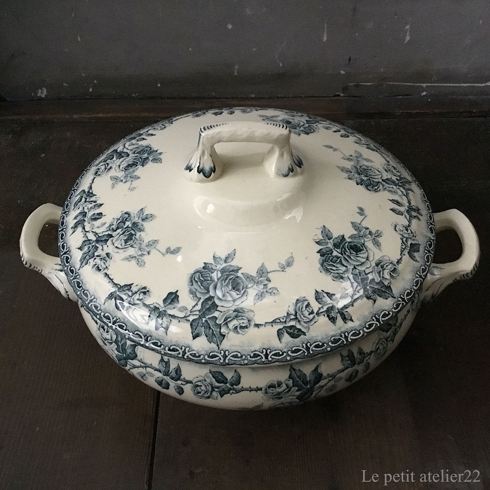 サムネイル： フランス ショワジールロワ PARIS アンティーク スーピエール/レギュミエ 薔薇 ローズ 27.8 cm