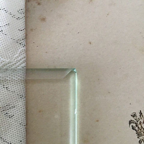 フランス アンティーク 真鍮 リボンのオルモル装飾 フォトスタンド