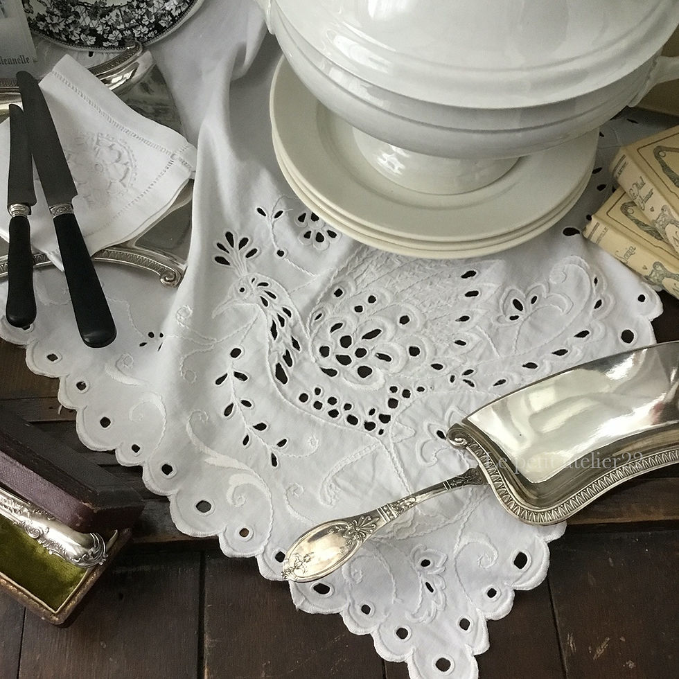 サムネイル： フランス アンティーク本 古書 "Sonia Henri Gréville" 16 cm