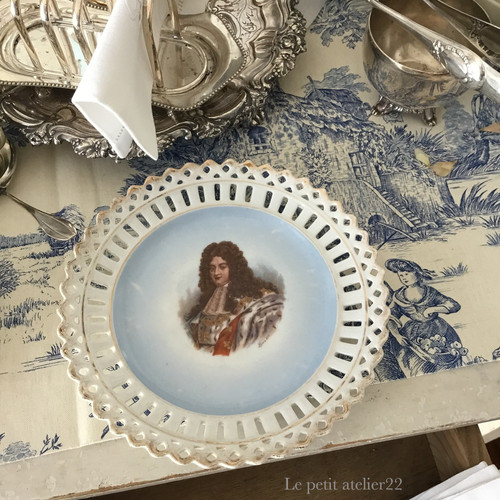 アンティーク　プレート　手描き　金彩　 薔薇　オーストリア アンティーク プレート 手描き 金彩 薔薇 オーストリア 在庫2