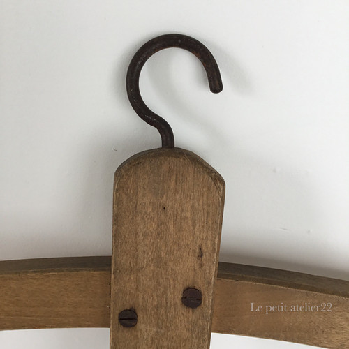 B)フランス アンティーク ハンドメイド 木製ハンガー34.5cm | Le petit