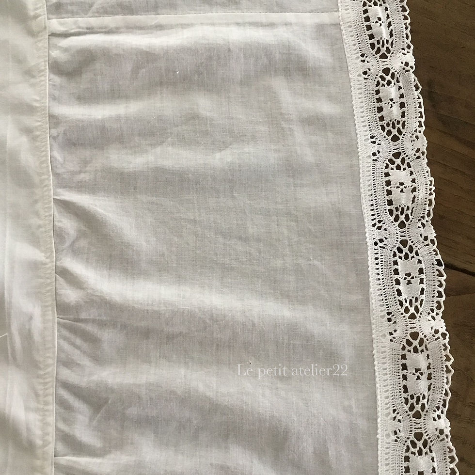 サムネイル： (特大) (ダブルベッド)フランス アンティーク コットン ベッドカバー / カーテン  142 x 251 cm