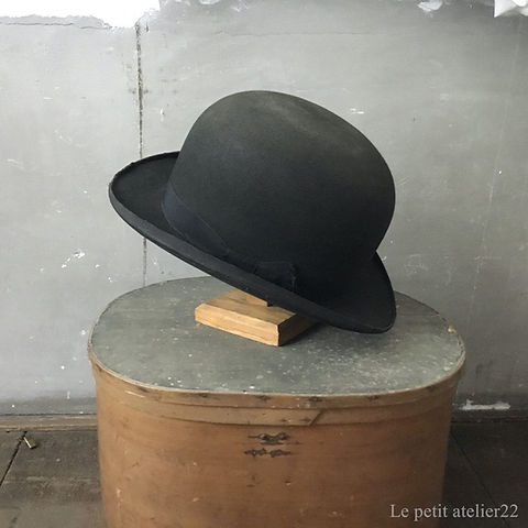 女性用) フランス アンティーク ボーラーハット 帽子 黒 約 55.5 cm