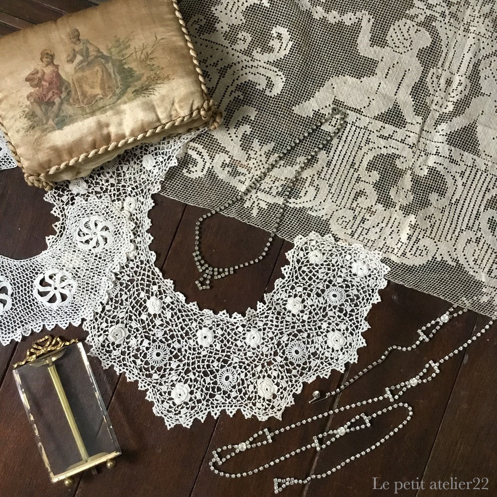 フランス アンティーク ハンキーケース シルク エクリュ W18 x 13 cm