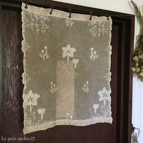 フランスアンティークஐ⋆*刺繍カーテンドイリー付き フランス アンティークカフェカーテン/キャビネットカーテン 刺繍