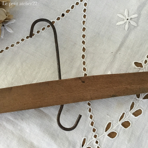 A)フランス アンティーク ハンドメイド 木製ハンガー 35.5 cm