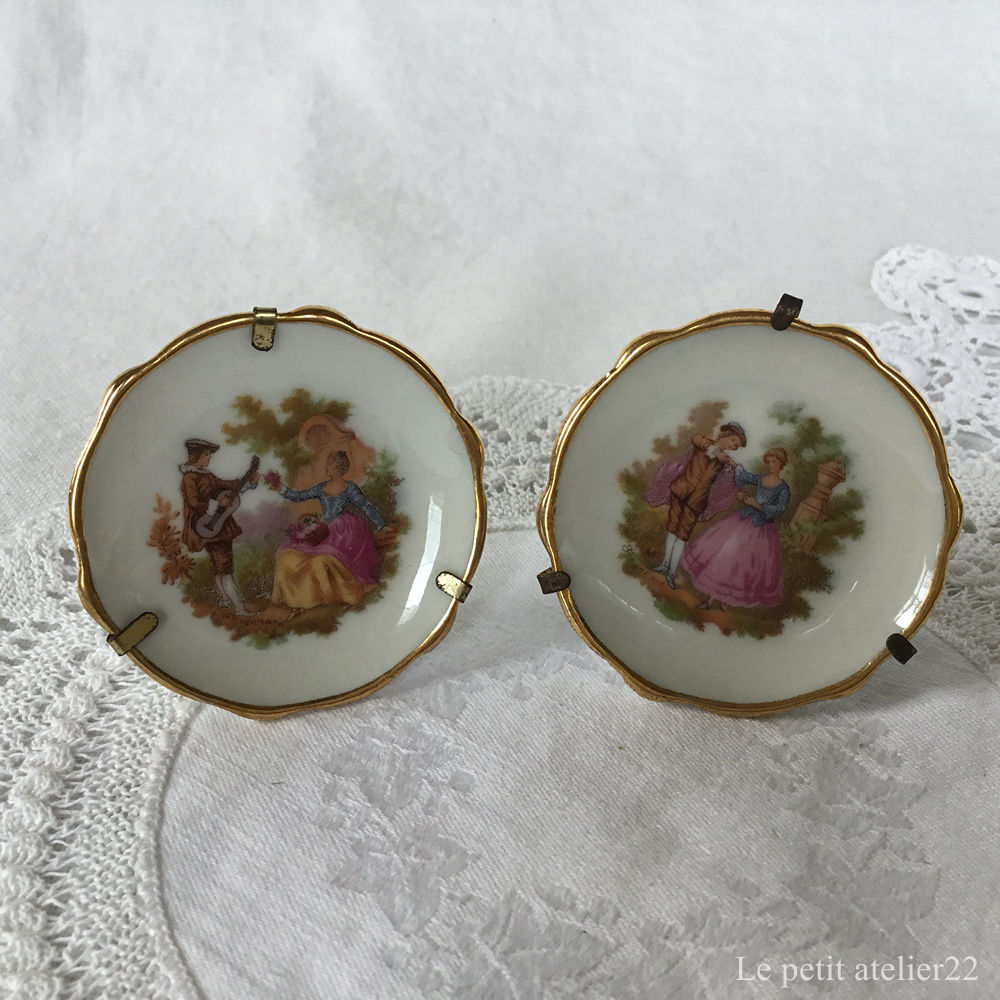 (ミニチュア 2点セット)フランス アンティーク リモージュ 金彩  絵皿 5.4 cm (金具付き)