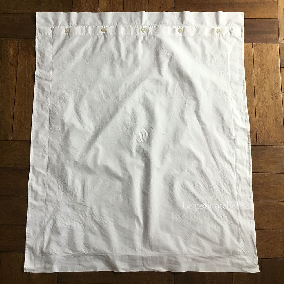 サムネイル： (大判)(A)フランス アンティーク リネン クッションカバー / ピローケース  花刺繍 モノグラム  80 x 96 cm