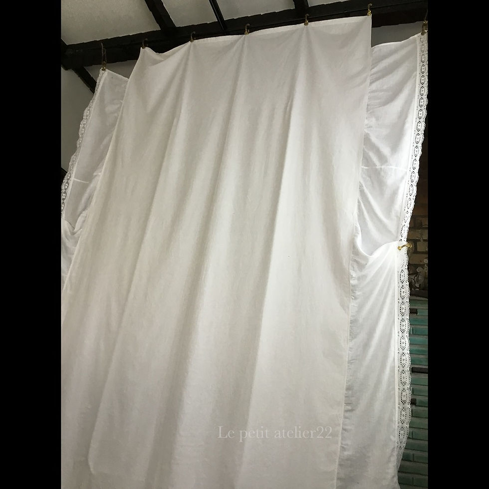 サムネイル： (特大) (ダブルベッド)フランス アンティーク コットン ベッドカバー / カーテン  142 x 251 cm