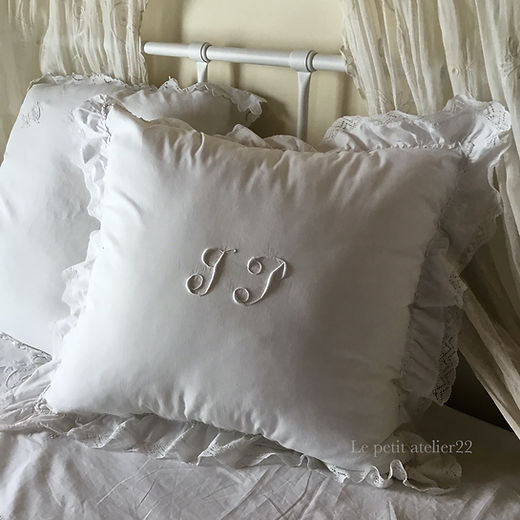 クッション ベッドリネン | Le petit atelier 22 クッション ベッドリネン | Le petit atelier 22