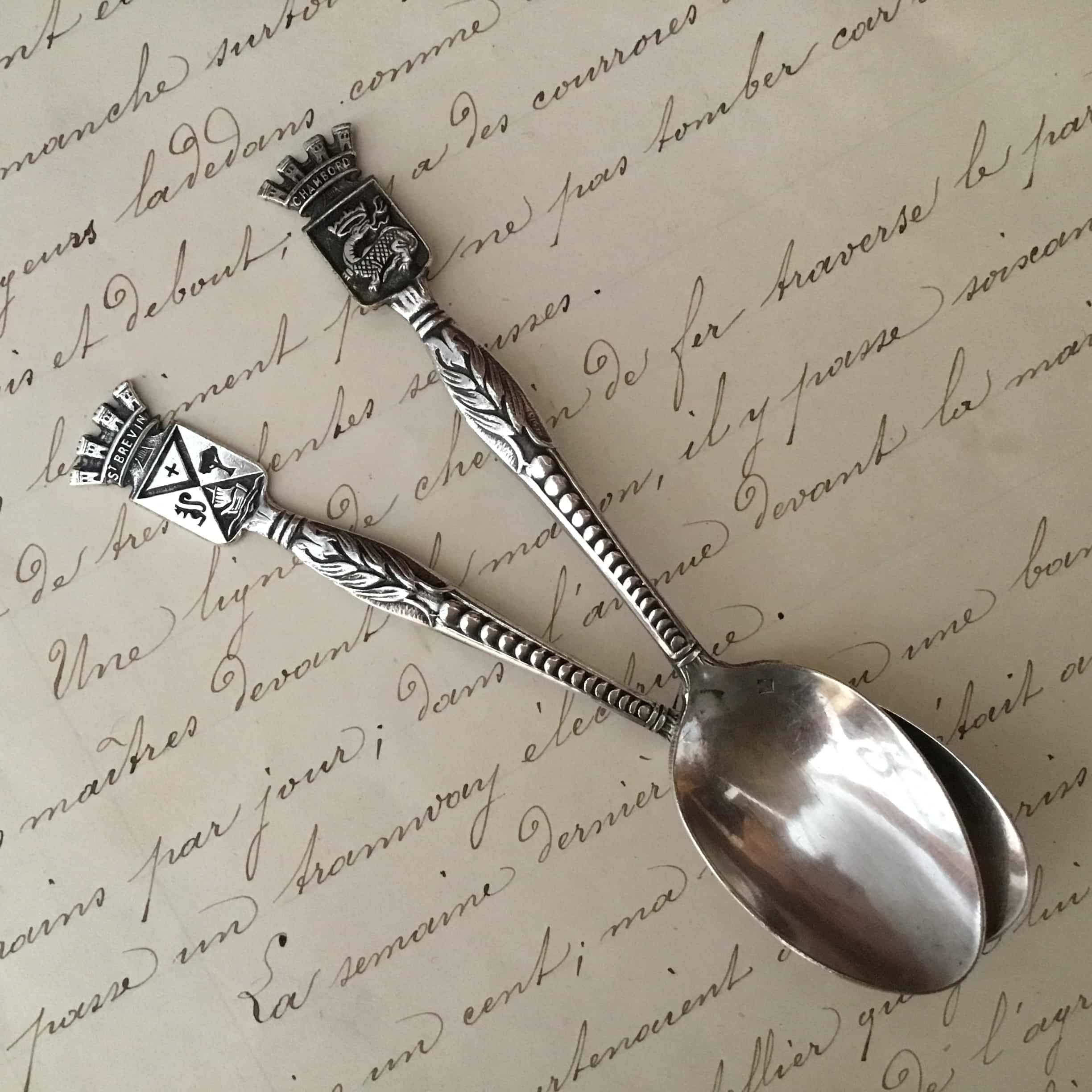 (2本セット)(C) フランス シルバープレート スーベニア スプーン 約10cm